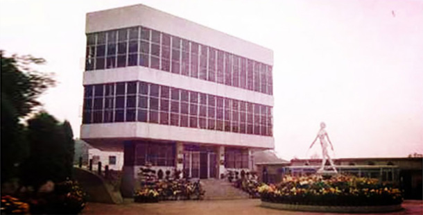 至誠至愛數十載 同心同行新時代